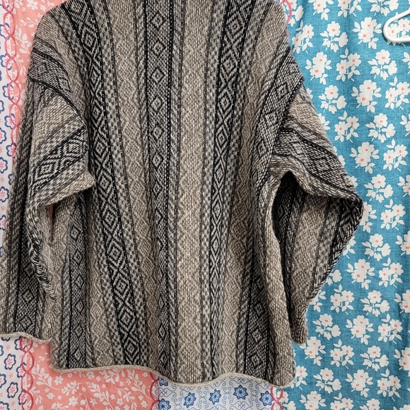 Nor' Easterly Tradition Cardigan.  (892) - Picture 2 of 7